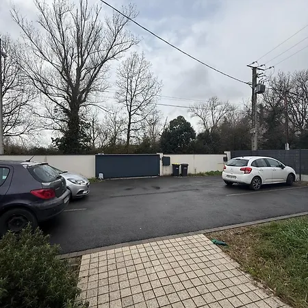 T2 Confort - Clim - Parking - Jardin * Roques