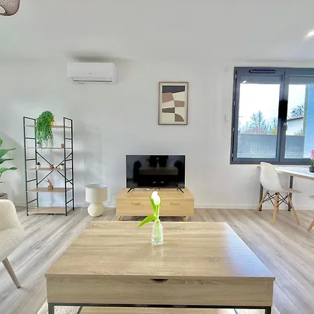 T2 Confort - Clim - Parking - Jardin Apartment *