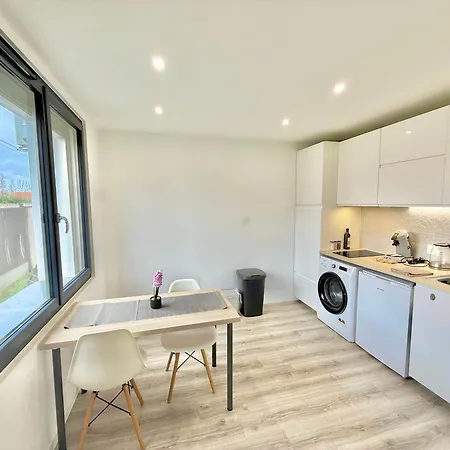 T2 Confort - Clim - Parking - Jardin Apartment Roques (Haute-Garonne)